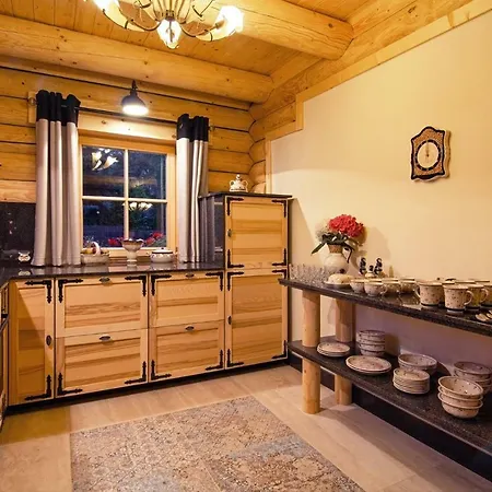 Willa Brenna Villa *